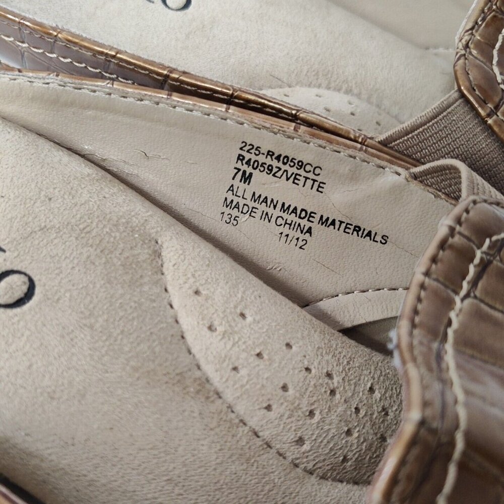 Rialto Comfort Brown Croc Embossed Slip on Mules Shoes Women Size 7 M FLAW - Picture 4 of 8